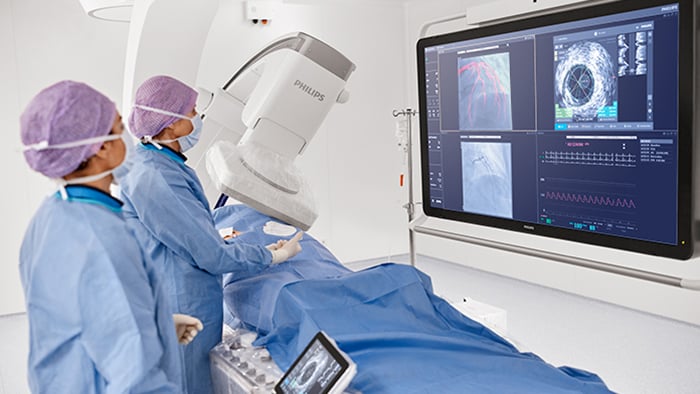 Interventional cardiologists performing percutaneous coronary intervention with Azurion and IntraSight