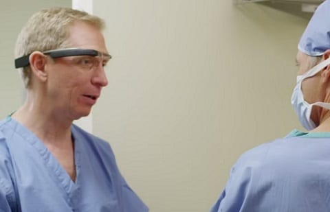 Watch how anesthesiologists could use Google Glass