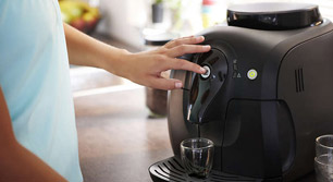 Kompaktein espressokoneemme