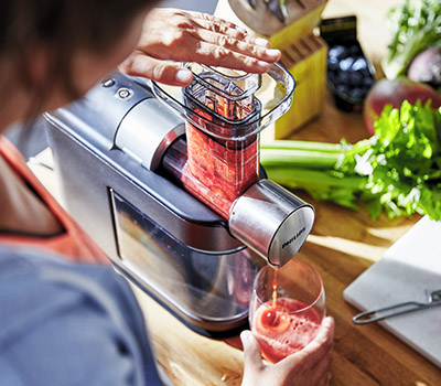 Kallpressad juice med Philips Slowjuicer