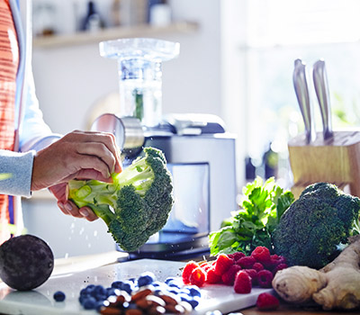 Pinaatista p&auml;hkin&ouml;ihin ja parsakaaliin