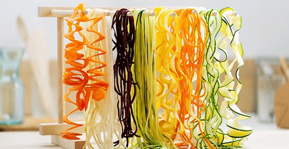 Philipsin sauvasekoitin Spiralizer - Loputtomia mahdollisuuksia lisävarusteiden avulla