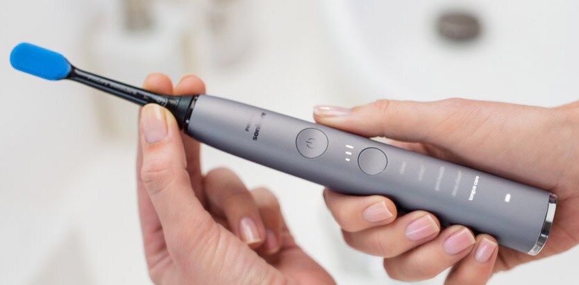 Philips Sonicare -hammasharjan puhdistaminen