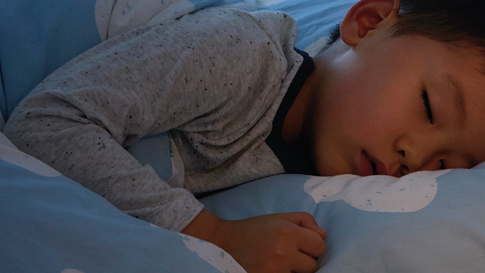 Alhaiset melutasot &ndash; nukkuva lapsi