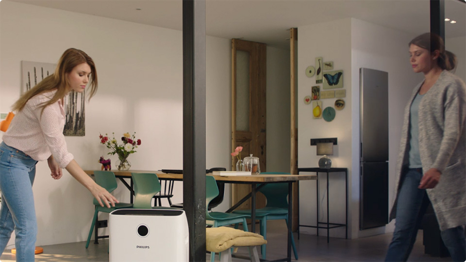 Puhdistaa ja kostuttaa